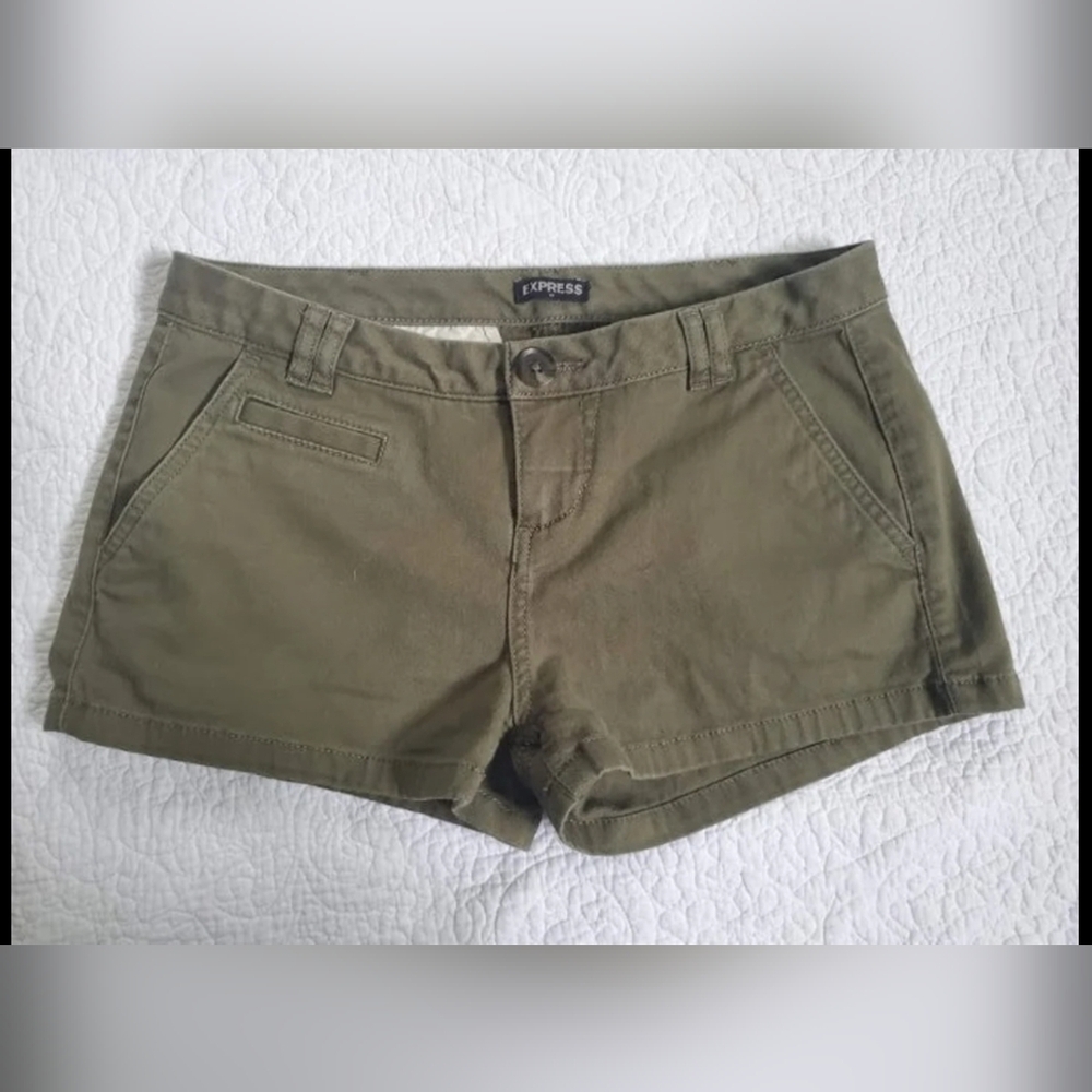 Express shorts